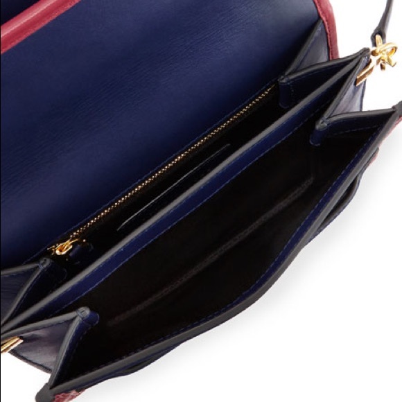 Marc Jacobs Leather Madison Large Shoulder Bag in Midnight Blue with Strap - Picture 13 of 16